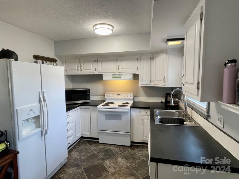 Property image 4 at 453 Cedar Lane, Arden, NC 28704