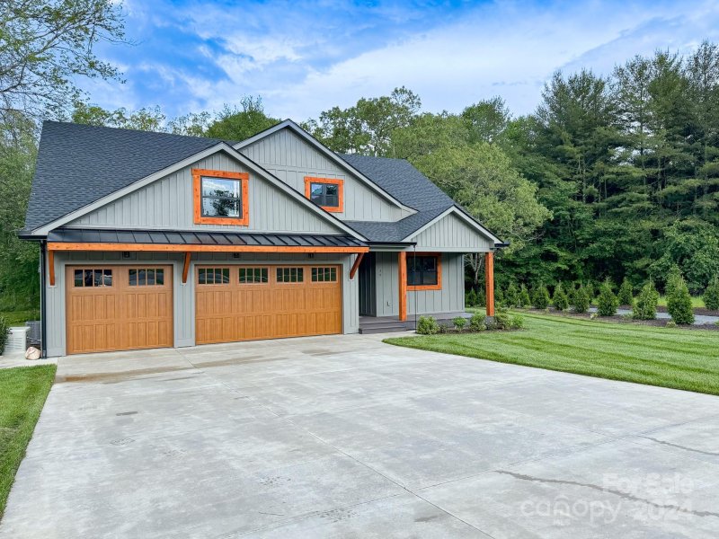 Property image 2 at 39 Lucy Lane, Mills River, NC 28759