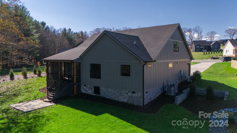 Property image 3 at 39 Lucy Lane, Mills River, NC 28759