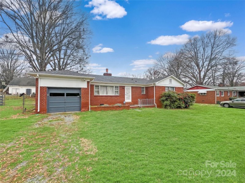 Property image 3 at 5229 Allen Road, Charlotte, NC 28269