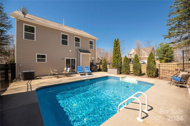 Property image 2 at 166 Branchview Drive, Mooresville, NC 28115