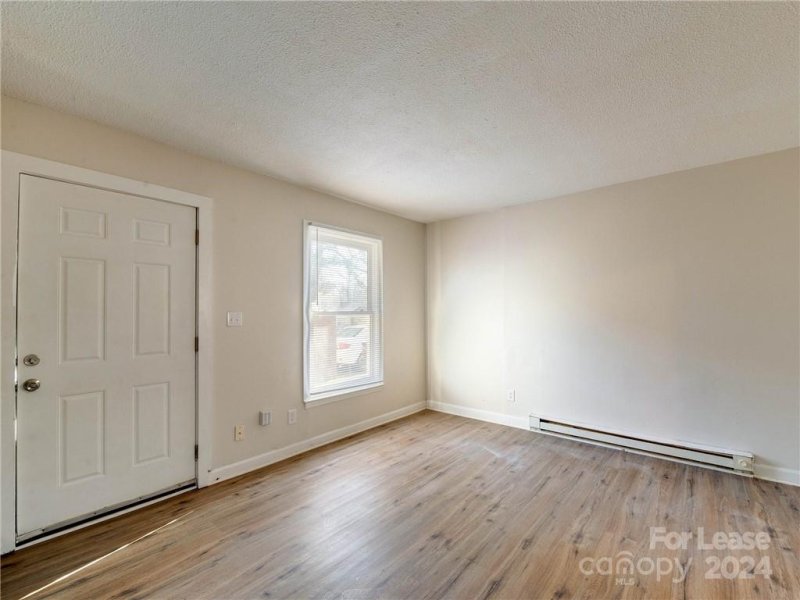 Property image 3 at 3616 Kentucky Avenue, Charlotte, NC 28216
