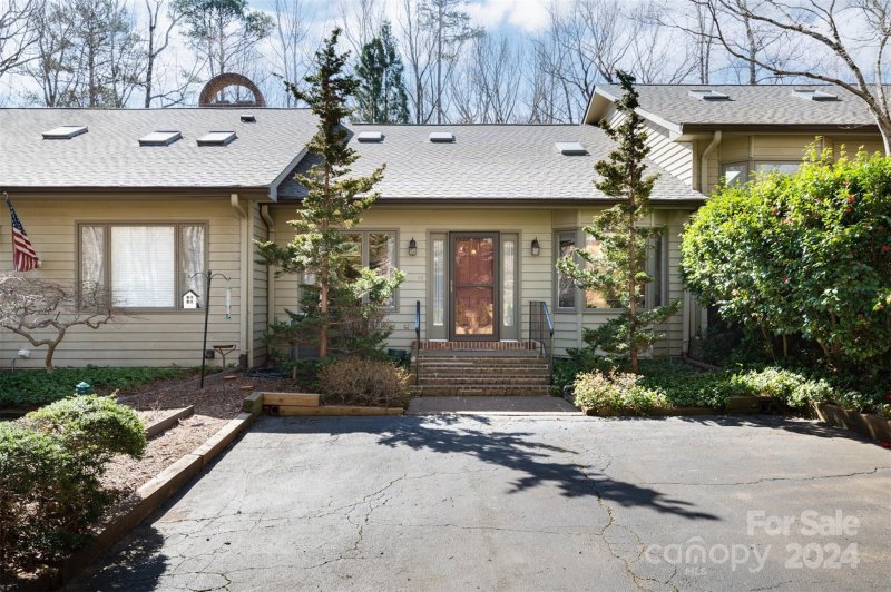 Property image 2 at 42 Hunting Country Trail, Tryon, NC 28782