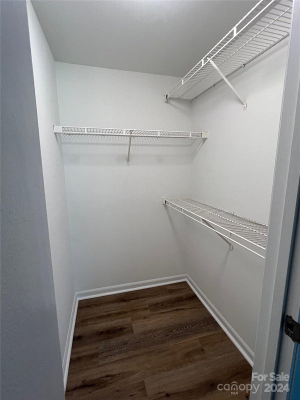 Property image 5 at 1645 Arlyn Circle, Charlotte, NC 28213