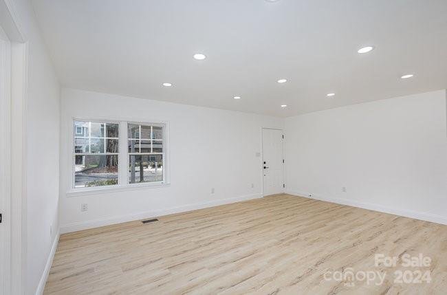 Property image 4 at 3124 Reid Avenue, Charlotte, NC 28208