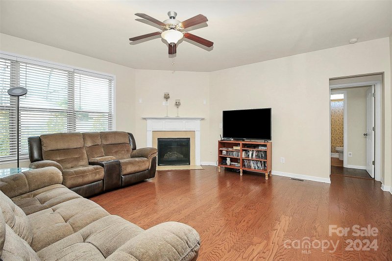 Property image 3 at 7260 Baybrooke Lane, Harrisburg, NC 28075