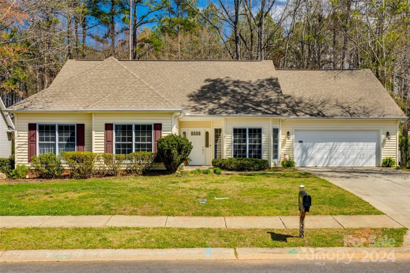 2260 Keswick Lane