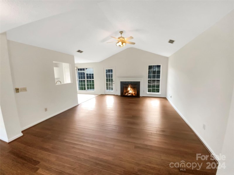Property image 3 at 4281 Maybrook Court, Concord, NC 28027