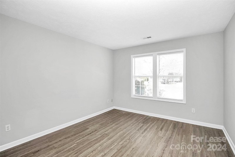 Property image 5 at 5644 Timbertop Lane, Charlotte, NC 28215