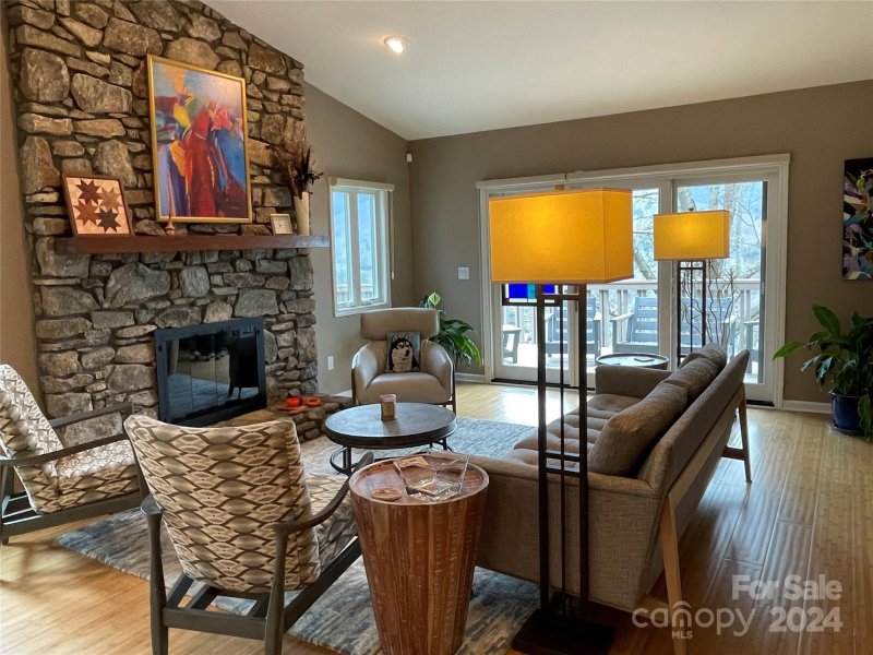 Property image 5 at 74 Stony Ridge, Asheville, NC 28804