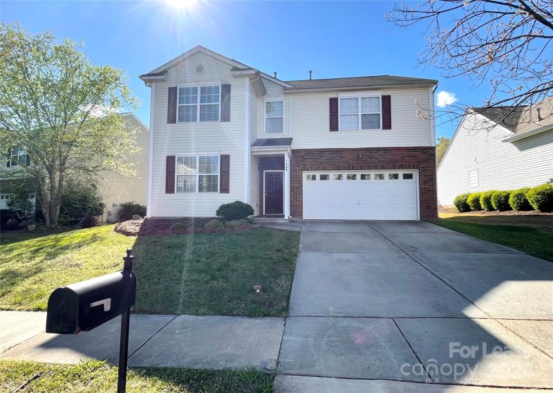 7409 Lamplighter Close Drive