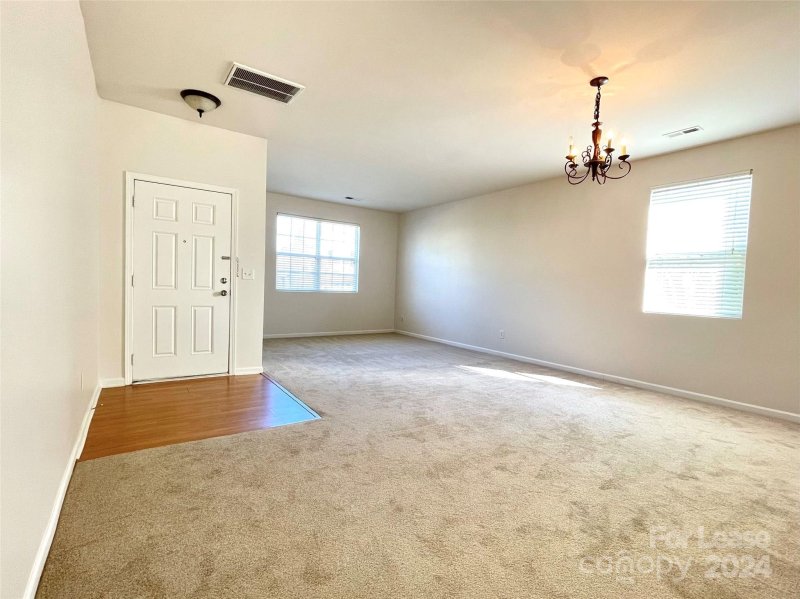 Property image 2 at 7409 Lamplighter Close Drive, Matthews, NC 28105