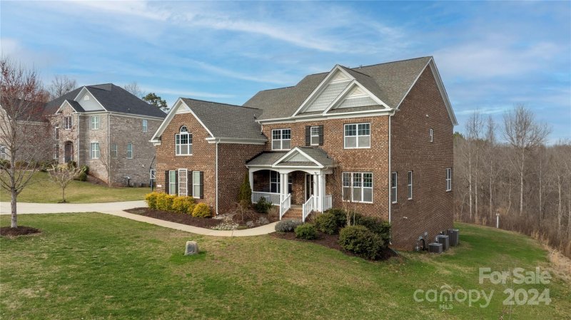 Property image 3 at 271 Walking Horse Trail, Davidson, NC 28036