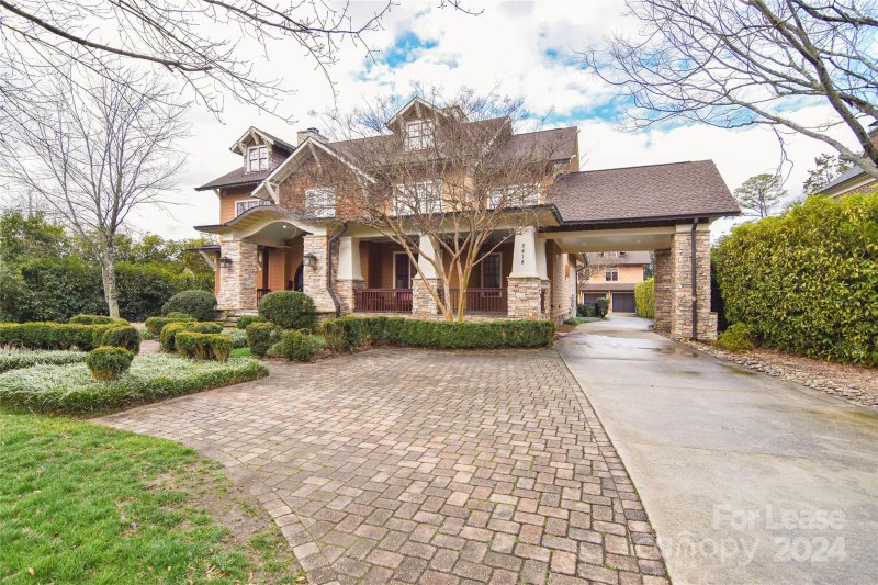 Property image 2 at 2418 Overhill Road, Charlotte, NC 28211