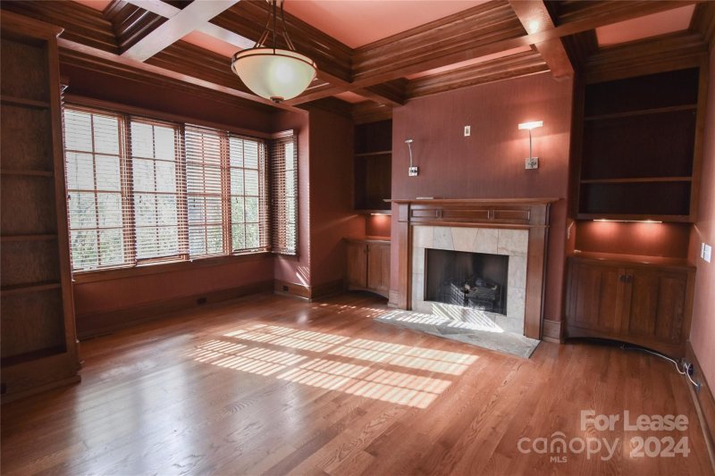 Property image 4 at 2418 Overhill Road, Charlotte, NC 28211