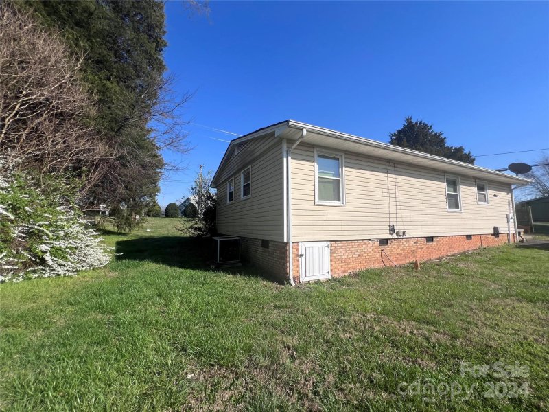 Property image 2 at 701 Shannon Bradley Road, Gastonia, NC 28052