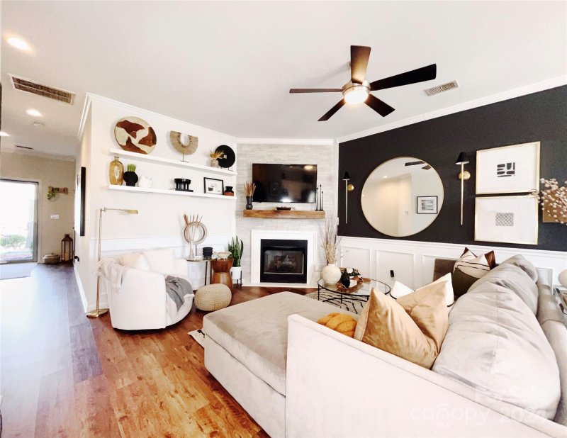 Property image 4 at 7785 Abigail Glen Drive, Charlotte, NC 28212