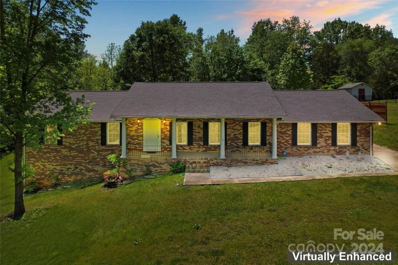 Property image 5 at 133 Windsong Court, Gastonia, NC 28056
