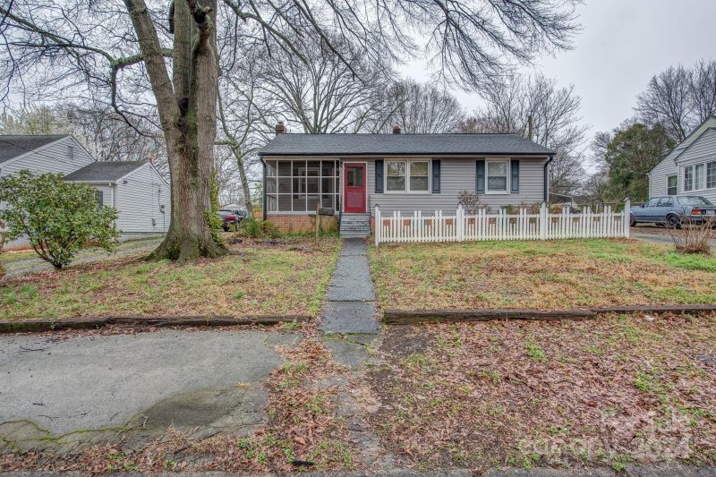 Property image 2 at 1315 Poston Circle, Gastonia, NC 28054