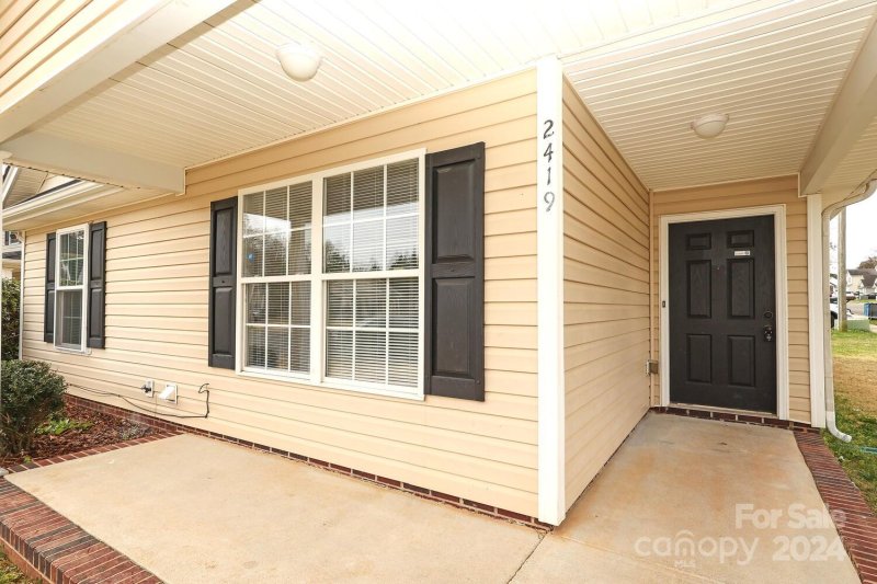 Property image 2 at 2419 Smugglers Court, Charlotte, NC 28216