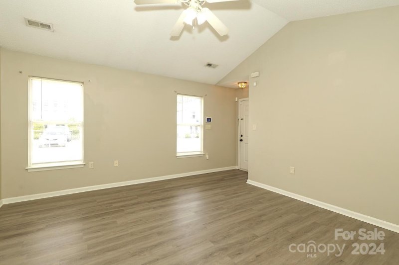 Property image 3 at 2419 Smugglers Court, Charlotte, NC 28216