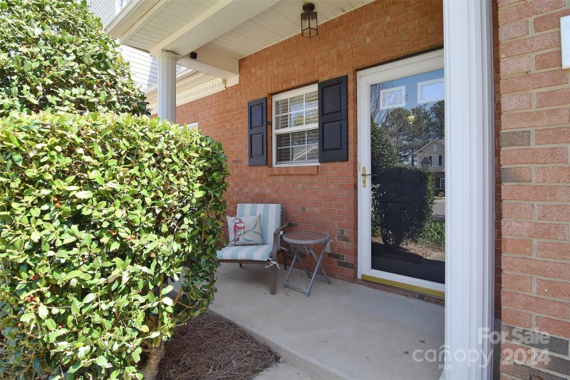Property image 4 at 5427 Johnston Mill Court, Charlotte, NC 28269
