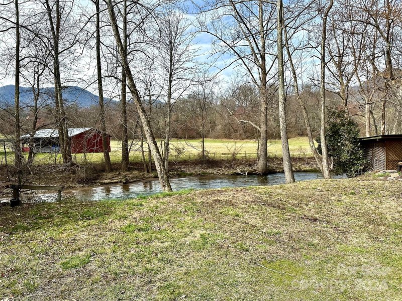 Property image 3 at 30 Aqua Vista Loop, Waynesville, NC 28785