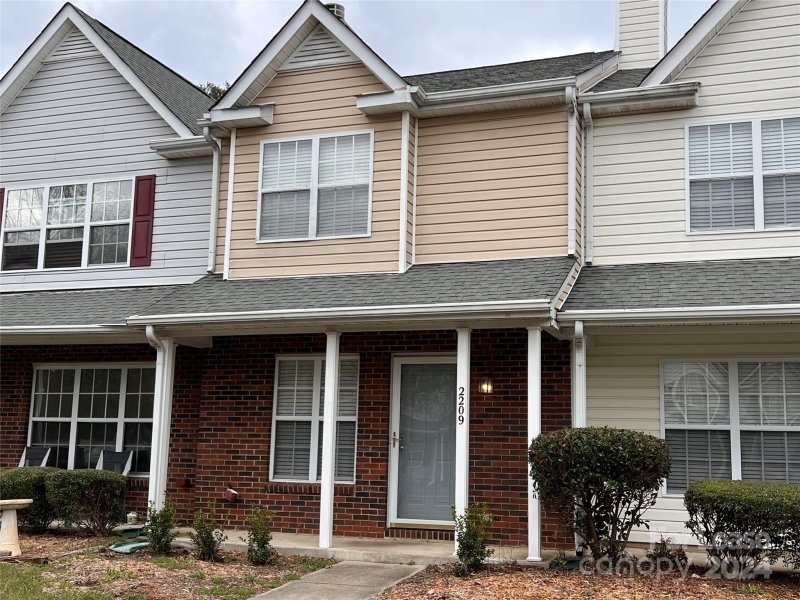 Property image 2 at 2209 Cigar Court, Charlotte, NC 28273
