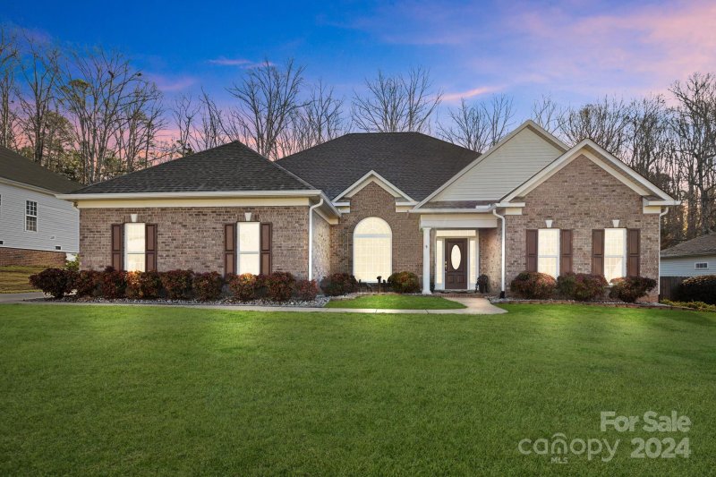 Property image 2 at 7733 Woodcrest Drive, Stanley, NC 28164