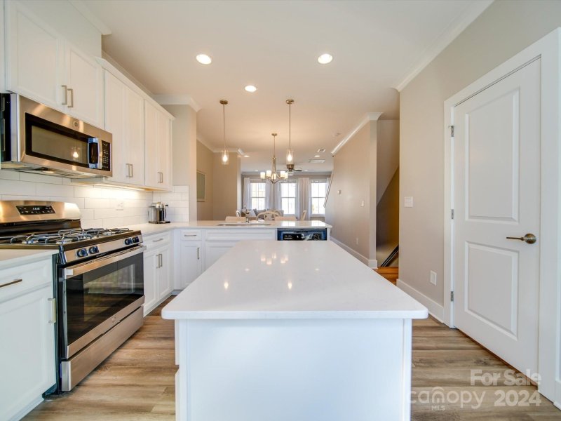 Property image 2 at 757 Seigle Point Drive, Charlotte, NC 28204