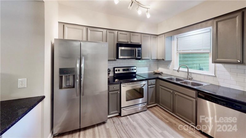 Property image 3 at 3437 Colony Crossing Drive, Charlotte, NC 28226