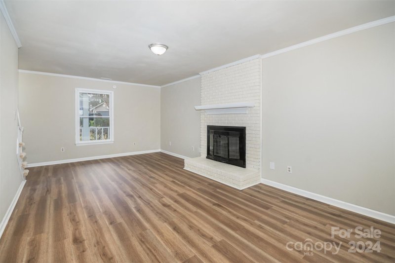 Property image 3 at 2618 Spring Glen Avenue, Charlotte, NC 28212