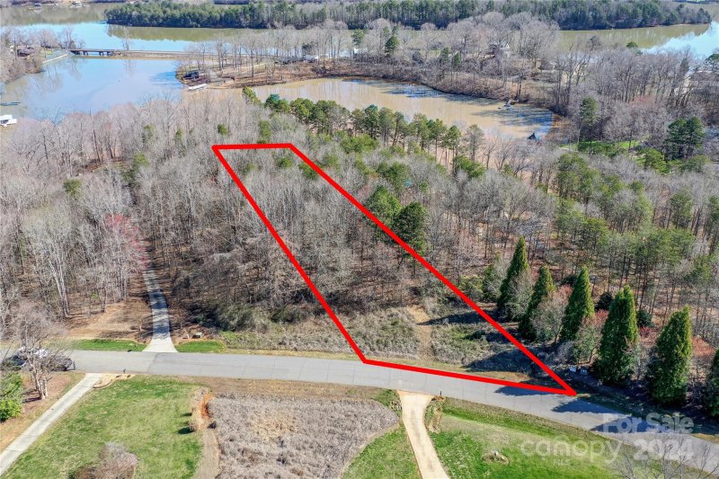 Property image 2 at 7816 Long Bay Parkway, Catawba, NC 28609