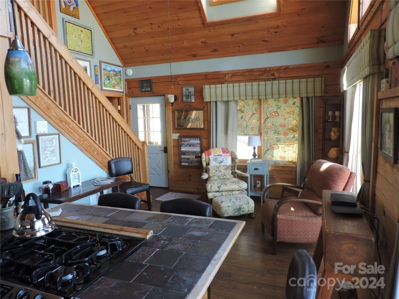 Property image 4 at 643 Amber Drive, Bakersville, NC 28705