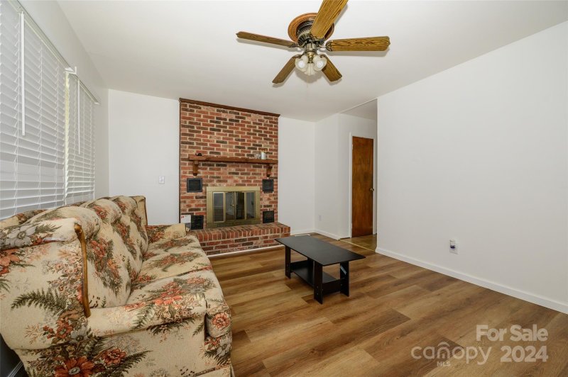 Property image 4 at 4217 Tillman Road, Charlotte, NC 28208