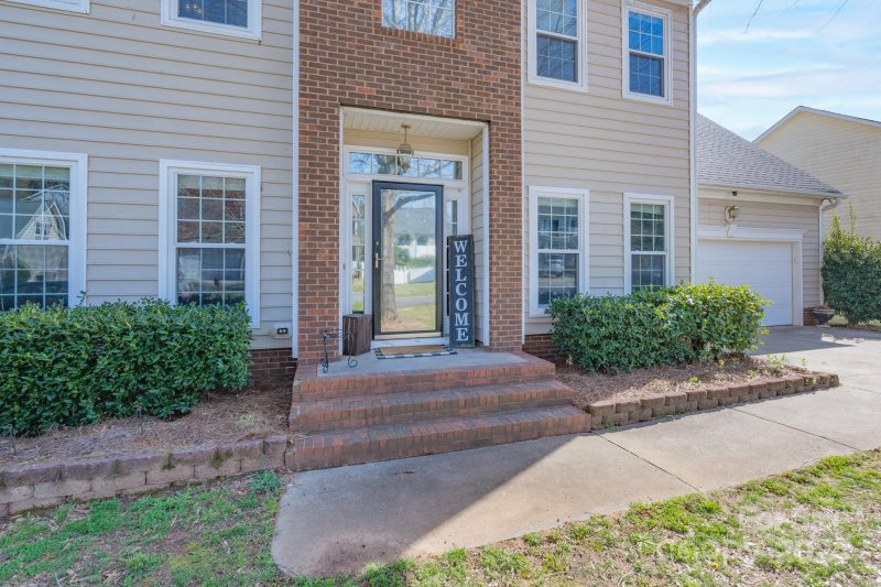 Property image 2 at 1534 Coatsworth Lane, Rock Hill, SC 29732