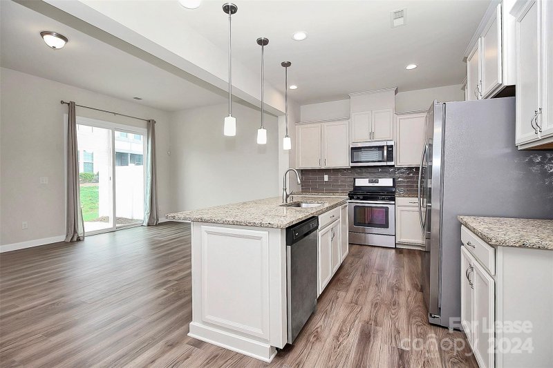 Property image 5 at 9328 Glenburn Lane, Charlotte, NC 28278