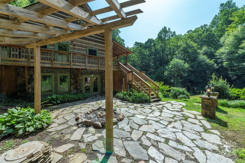 Property image 5 at 102 Gold Creek Crossing, Black Mountain, NC 28711