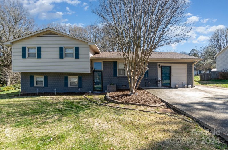 Property image 2 at 114 Forest Drive, Belmont, NC 28012