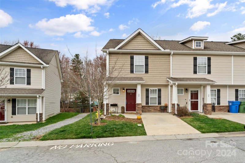 96 Torrington Avenue