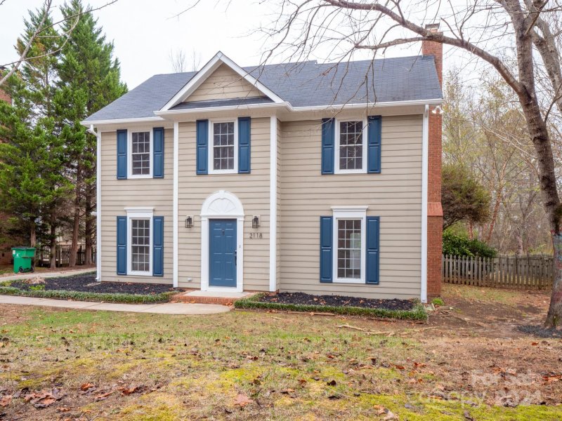 2118 Long Ridge Lane