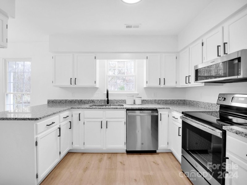 Property image 3 at 2118 Long Ridge Lane, Charlotte, NC 28214