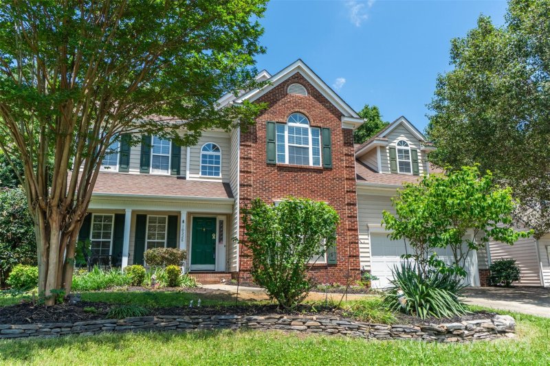 Property image 3 at 10328 Bolton Court, Charlotte, NC 28269