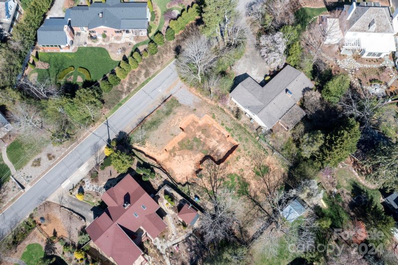 Property image 4 at 253 Country Club Road, Asheville, NC 28804