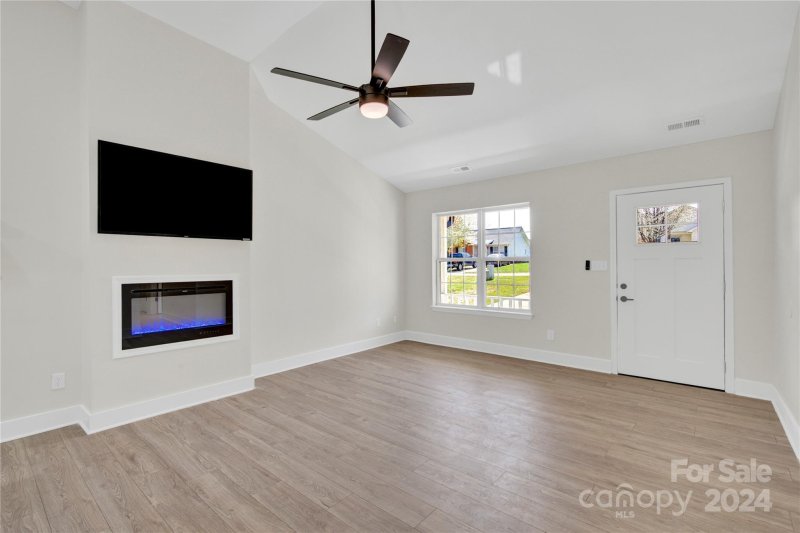 Property image 4 at 6930 Reese Furr Drive, Charlotte, NC 28216