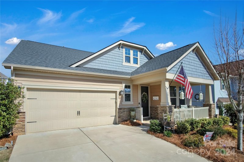 Property image 2 at 109 Daybreak Lane, Belmont, NC 28012