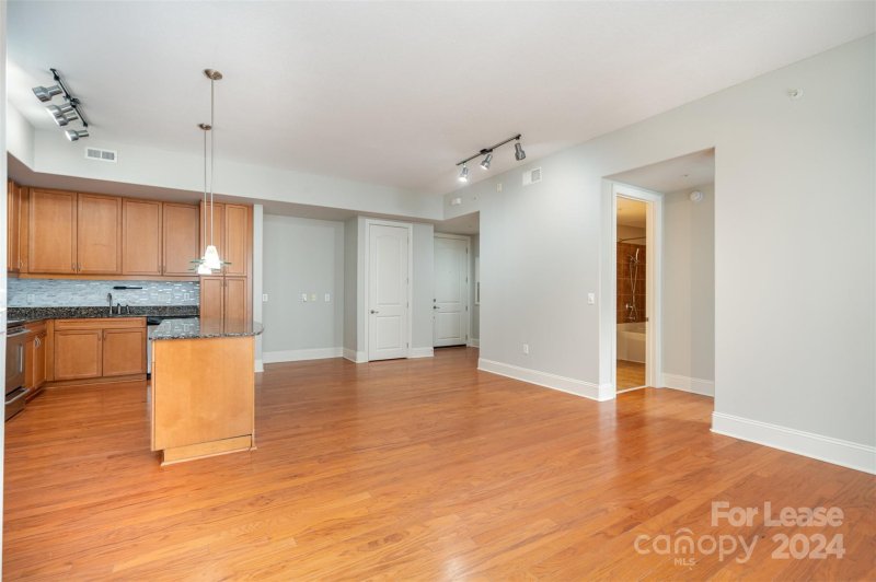 Property image 5 at 4620 Piedmont Row Drive, Charlotte, NC 28210