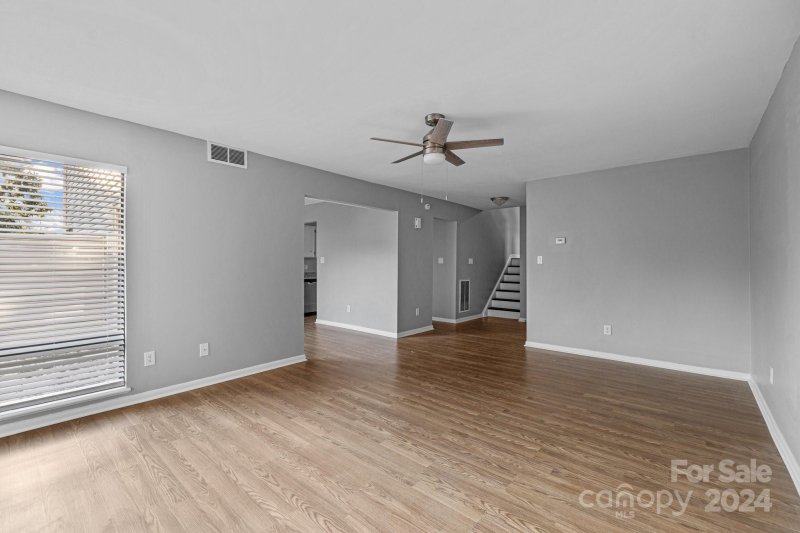 Property image 4 at 7818 Hummingbird Lane, Charlotte, NC 28212