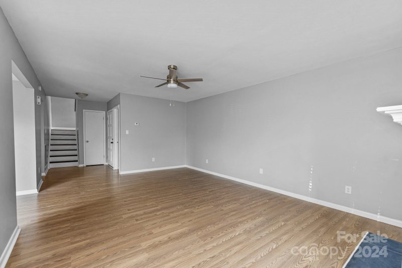 Property image 5 at 7818 Hummingbird Lane, Charlotte, NC 28212