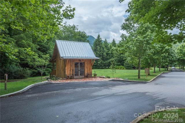 Property image 3 at 24 Chaucer Road, Black Mountain, NC 28711